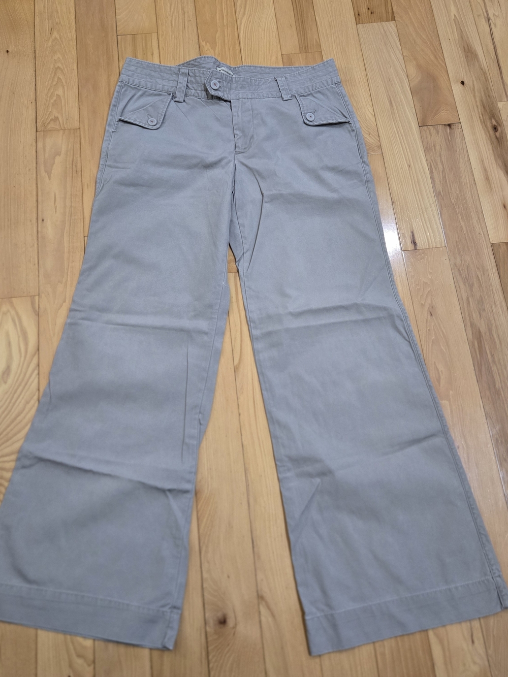 07 Banana Republic Wide Leg Cotton Twill Chino Trousers